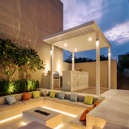 outdoor landscaping in dubai